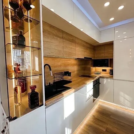 Royal Luxury Downtown Apartament